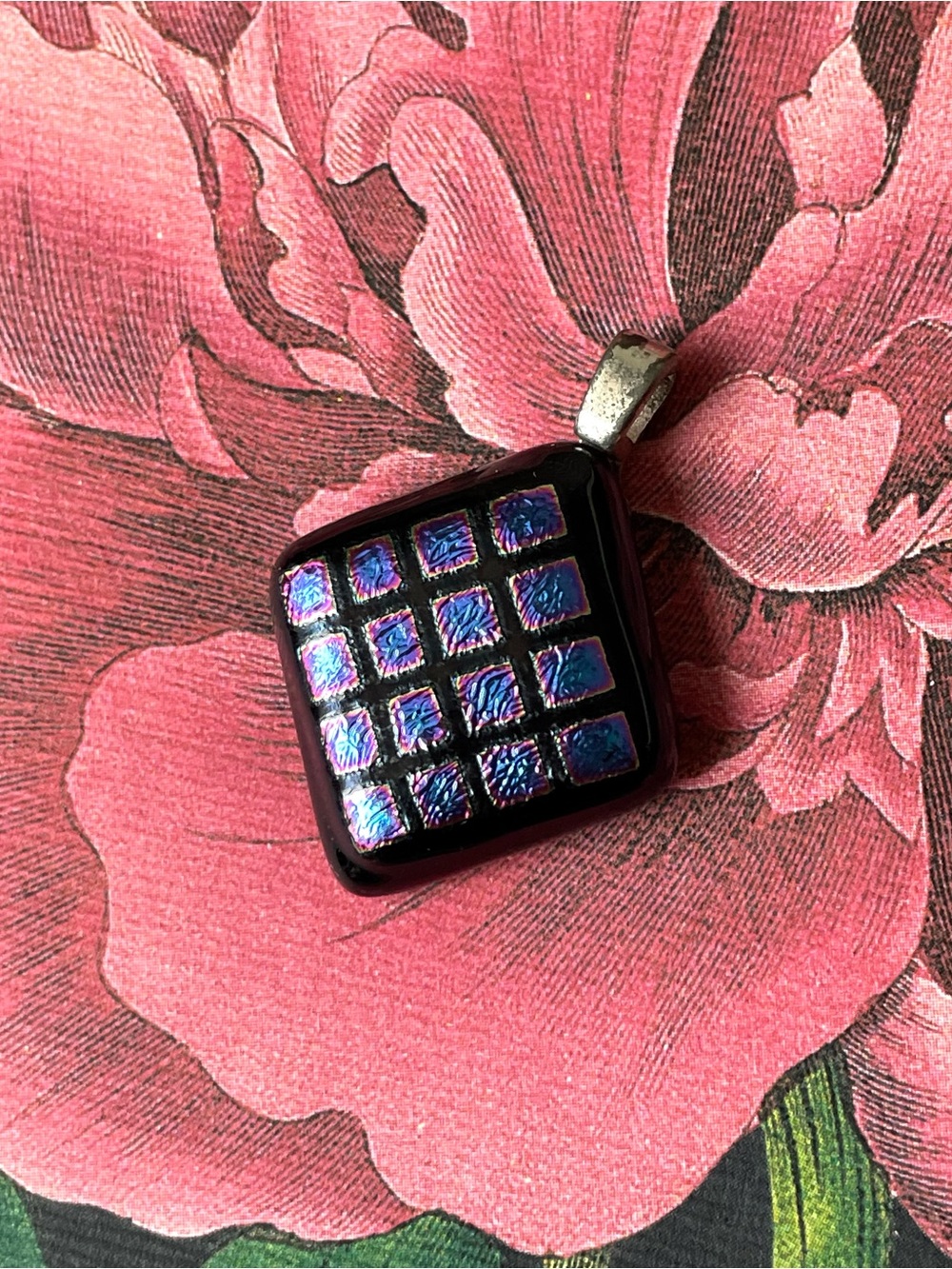 Vintage/style dichroic foiled glass pendant w/ optic square pattern holographic